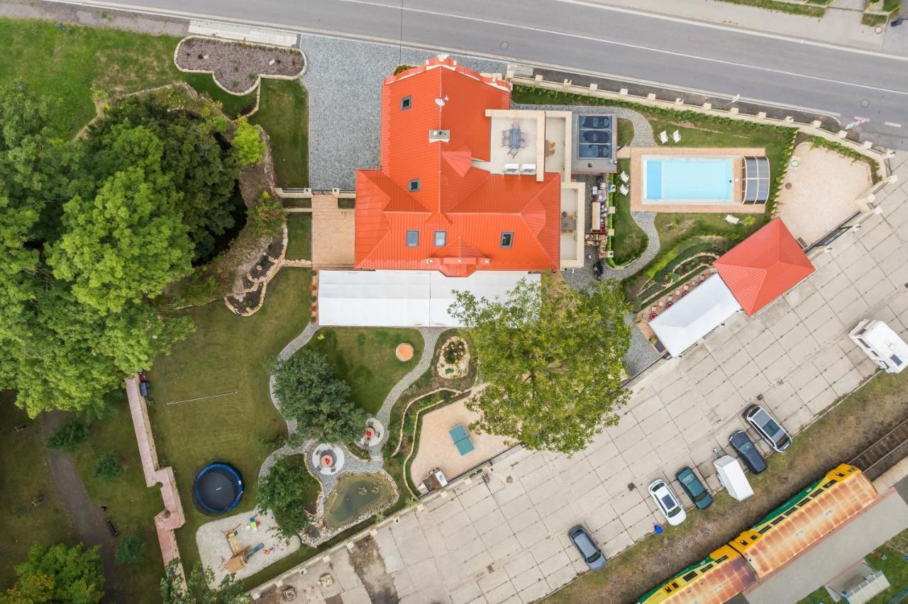 Villa Libosad Jicin Exterior foto